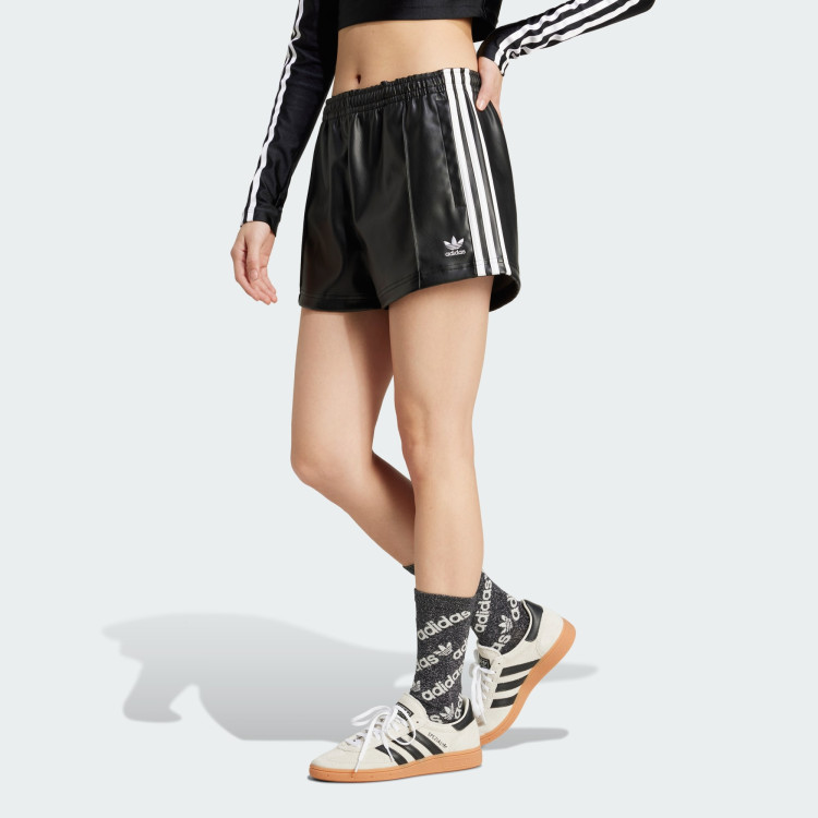 PLEATHER SHORTS