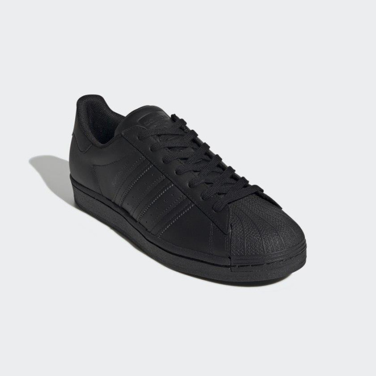 SUPERSTAR