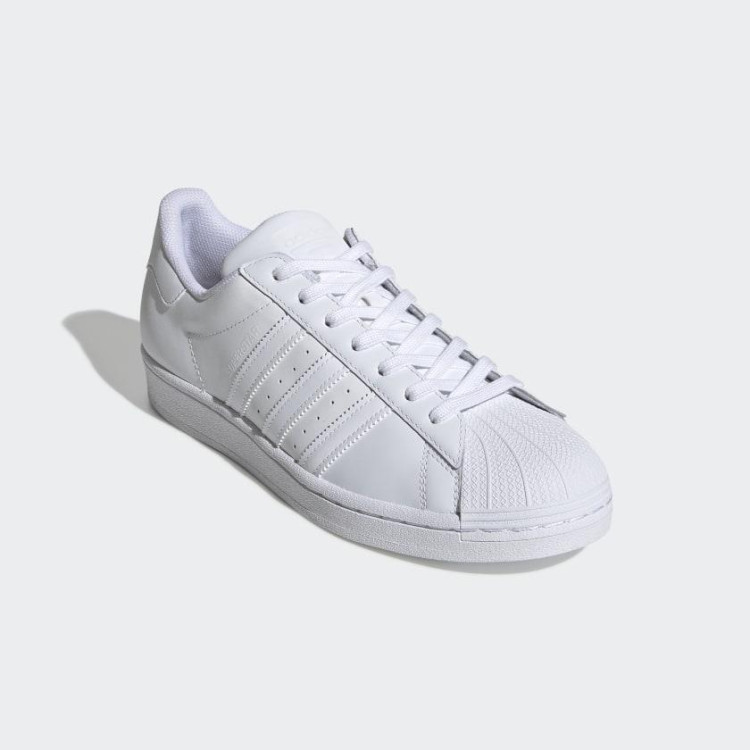 SUPERSTAR