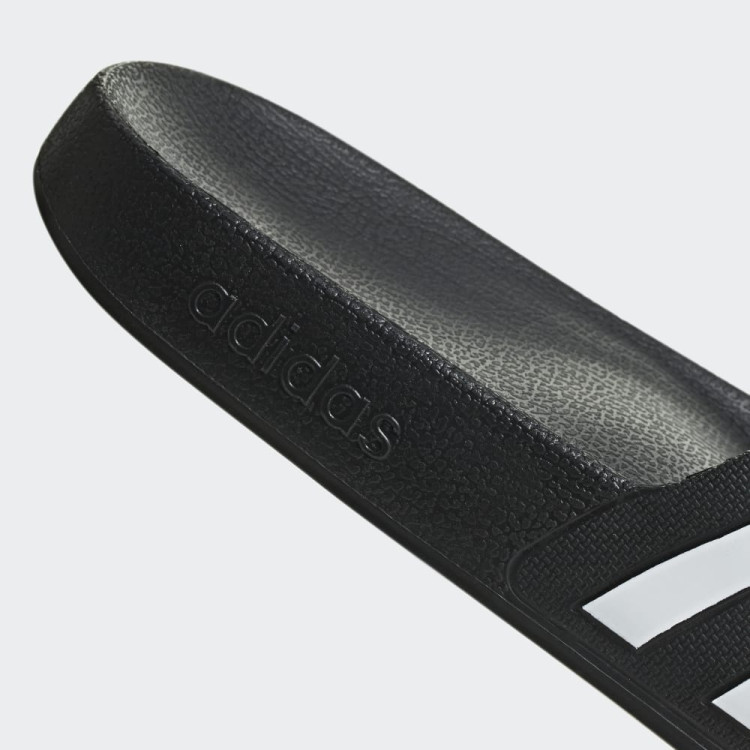 ADILETTE AQUA