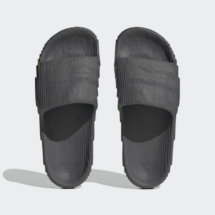 ADILETTE 22