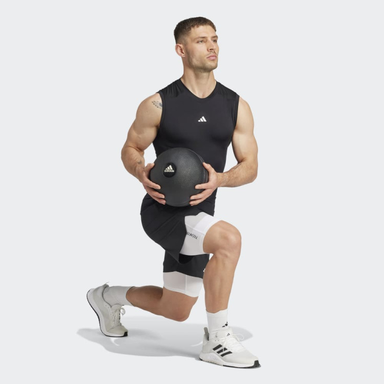 TF BASE SHORT T