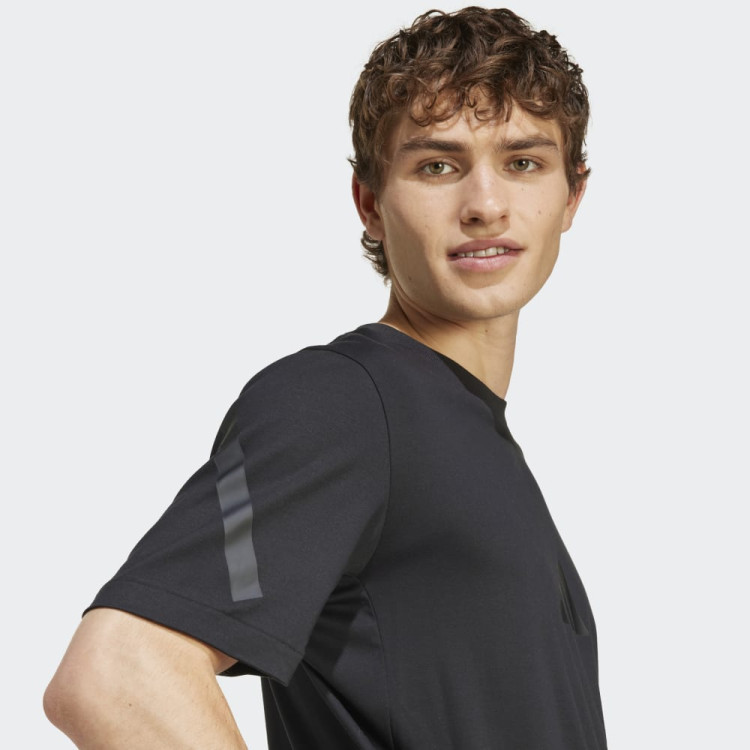 M Z.N.E. TEE