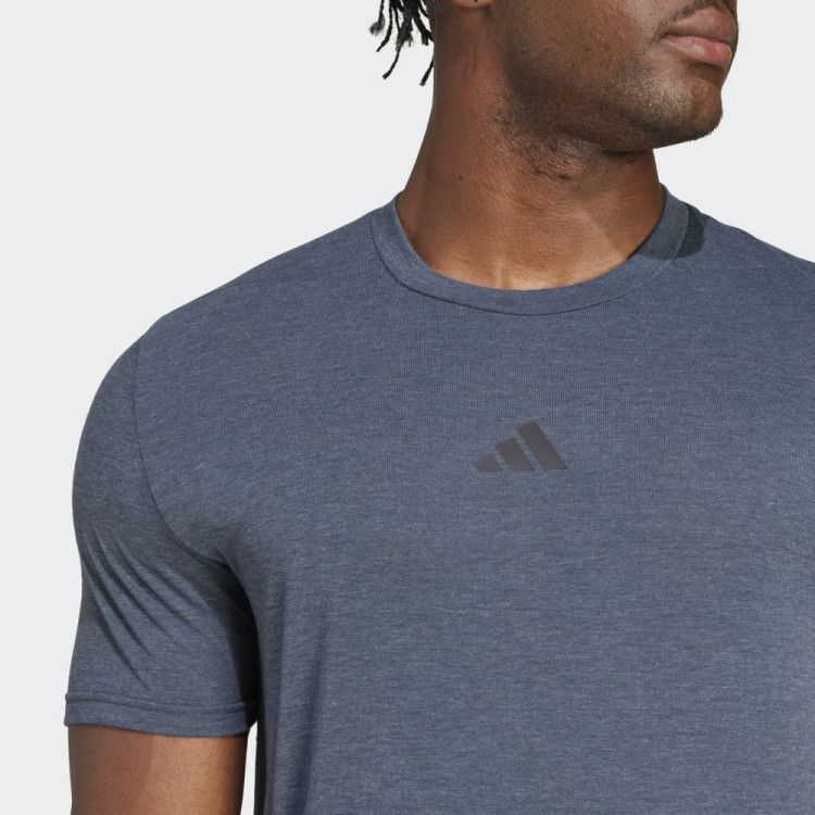 D4T TEE