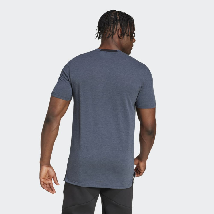 D4T TEE