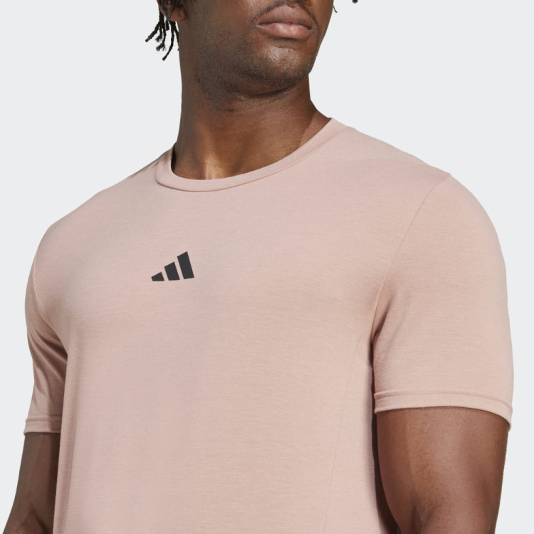 D4T TEE