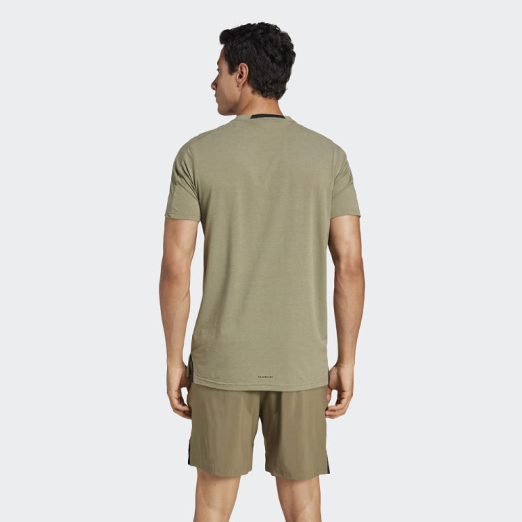 D4T TEE