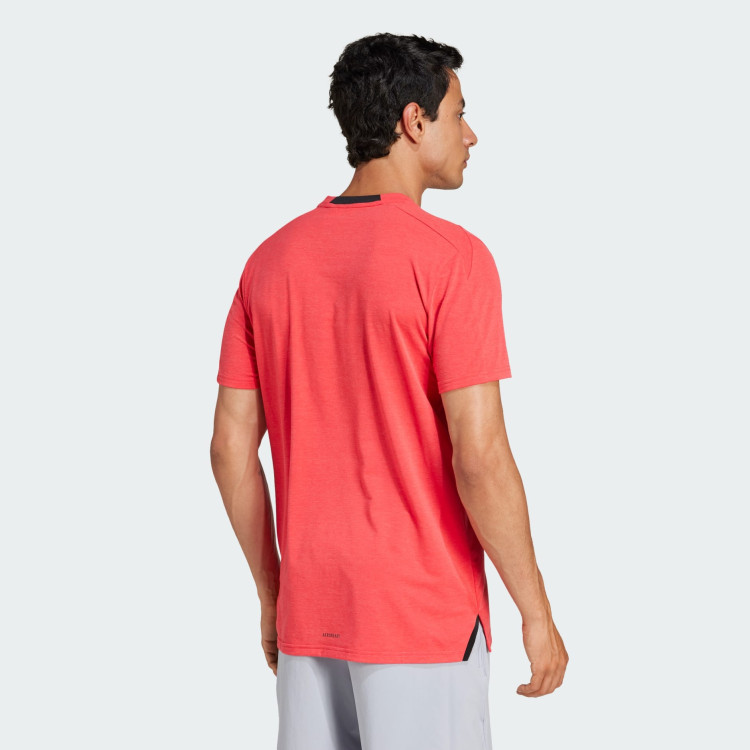 D4T TEE