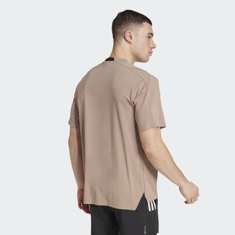 D4T INT. TEE