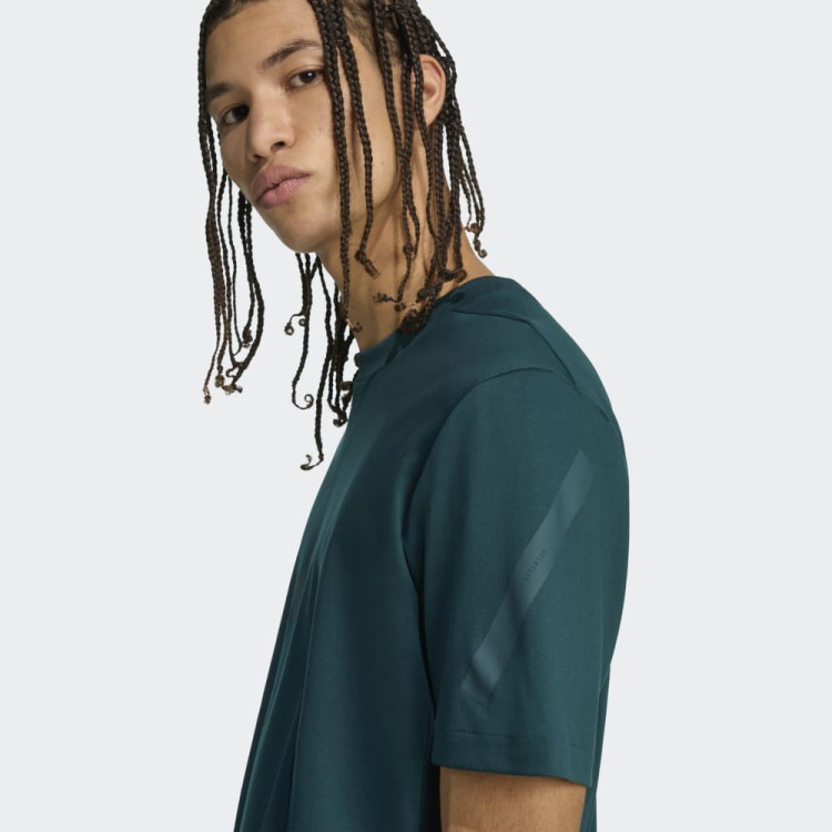 M Z.N.E. TEE