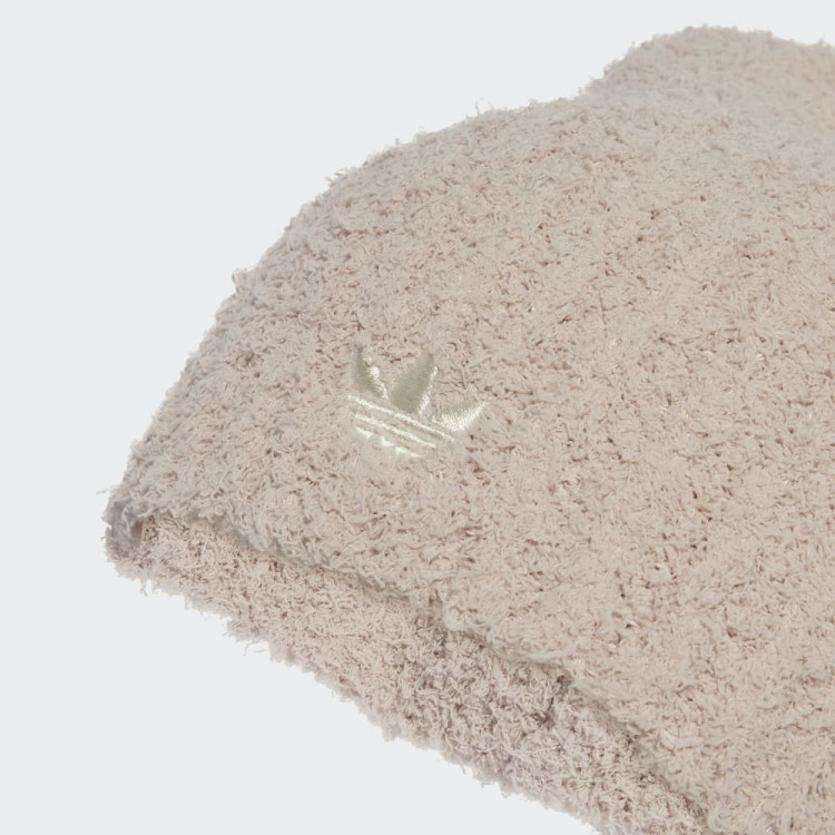 CHENILLE B