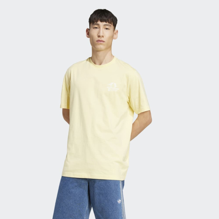 GRAPHIC TEE